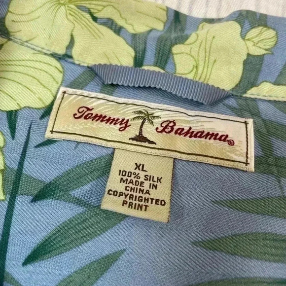 Tommy Bahama 100% Silk Tropical Flowers Button Up Hawaiian Shirt size XL banana - Picture 2 of 15